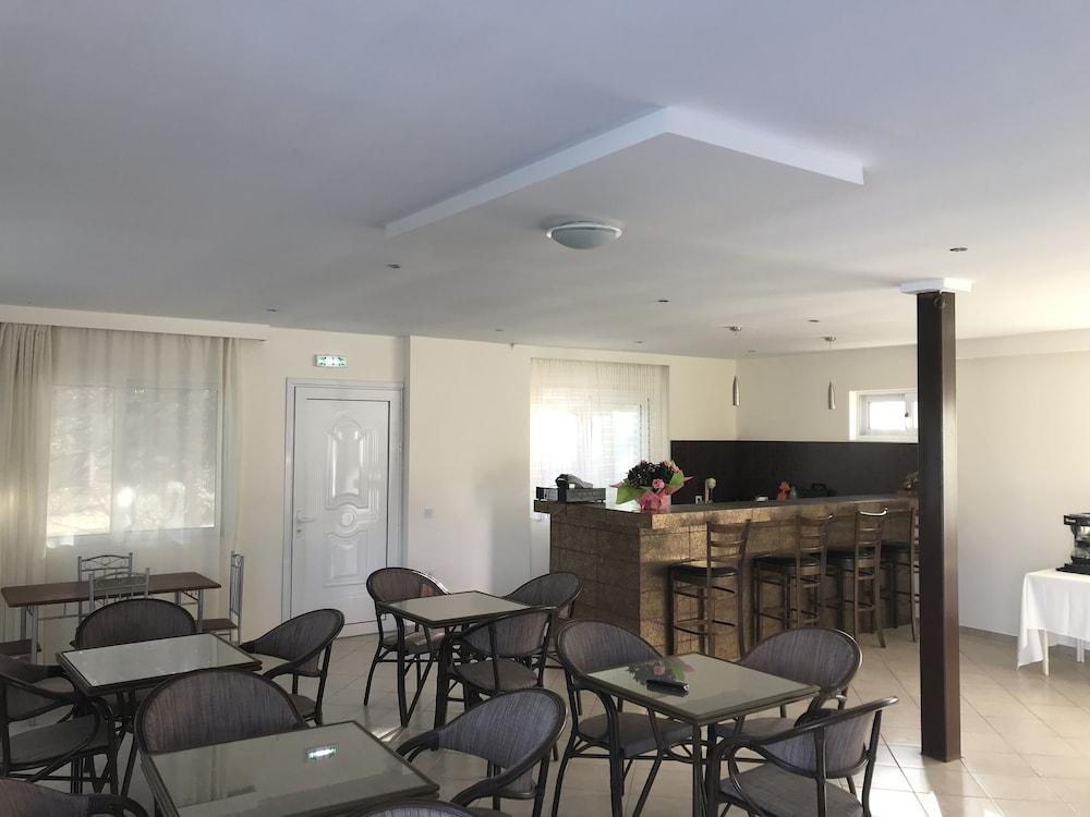 Ai Helis Resort Svoronata Extérieur photo