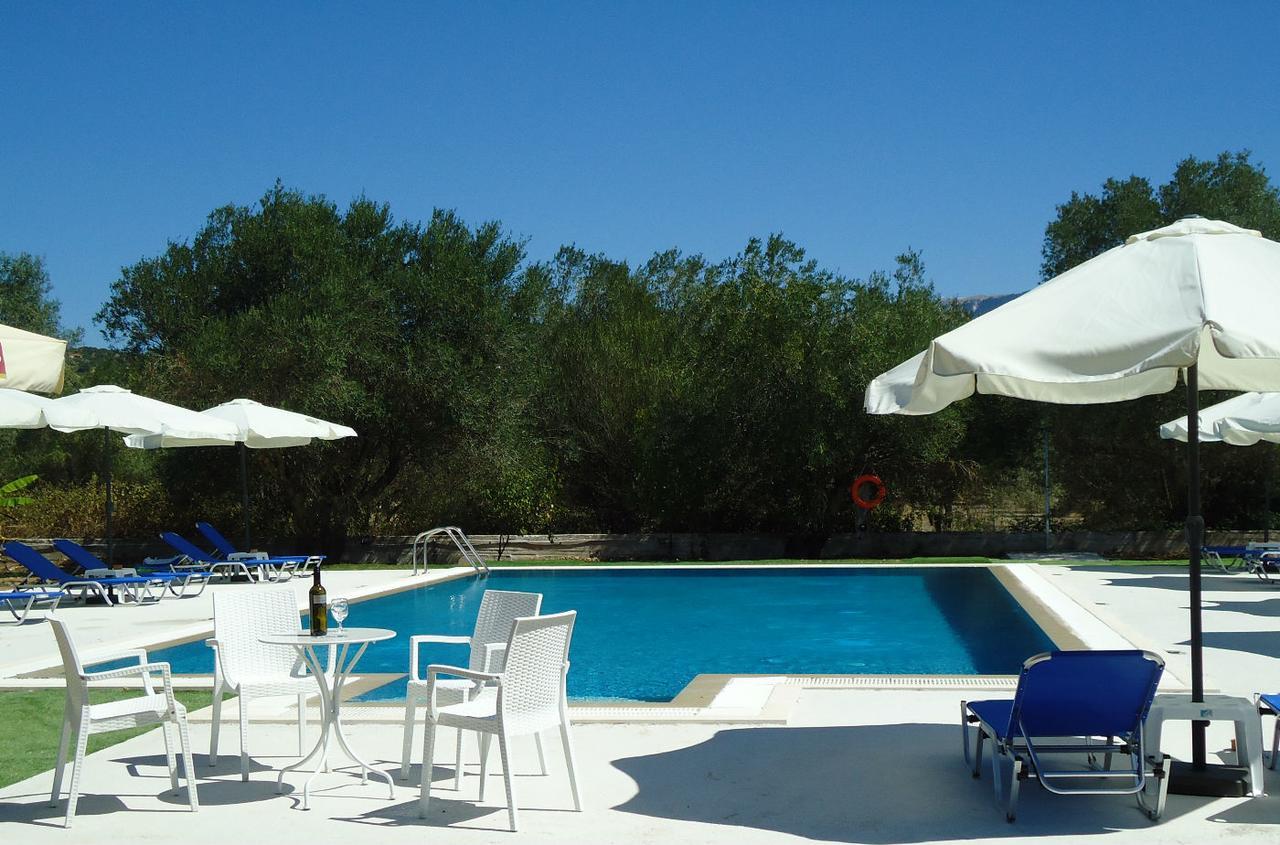 Ai Helis Resort Svoronata Extérieur photo