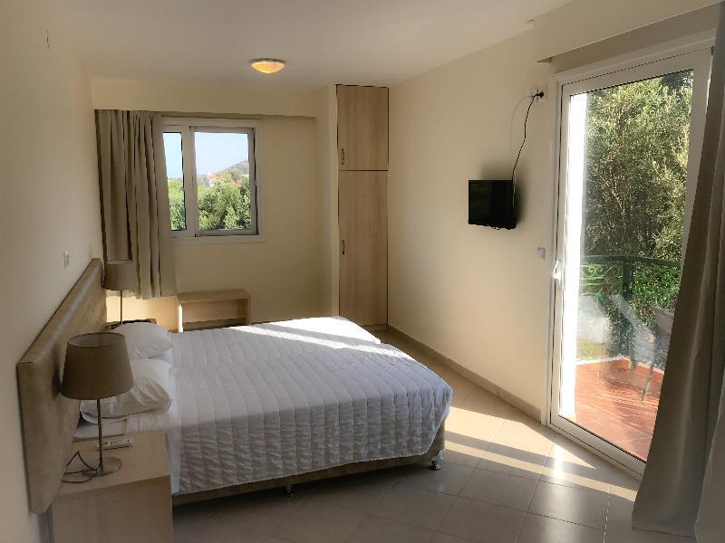 Ai Helis Resort Svoronata Extérieur photo